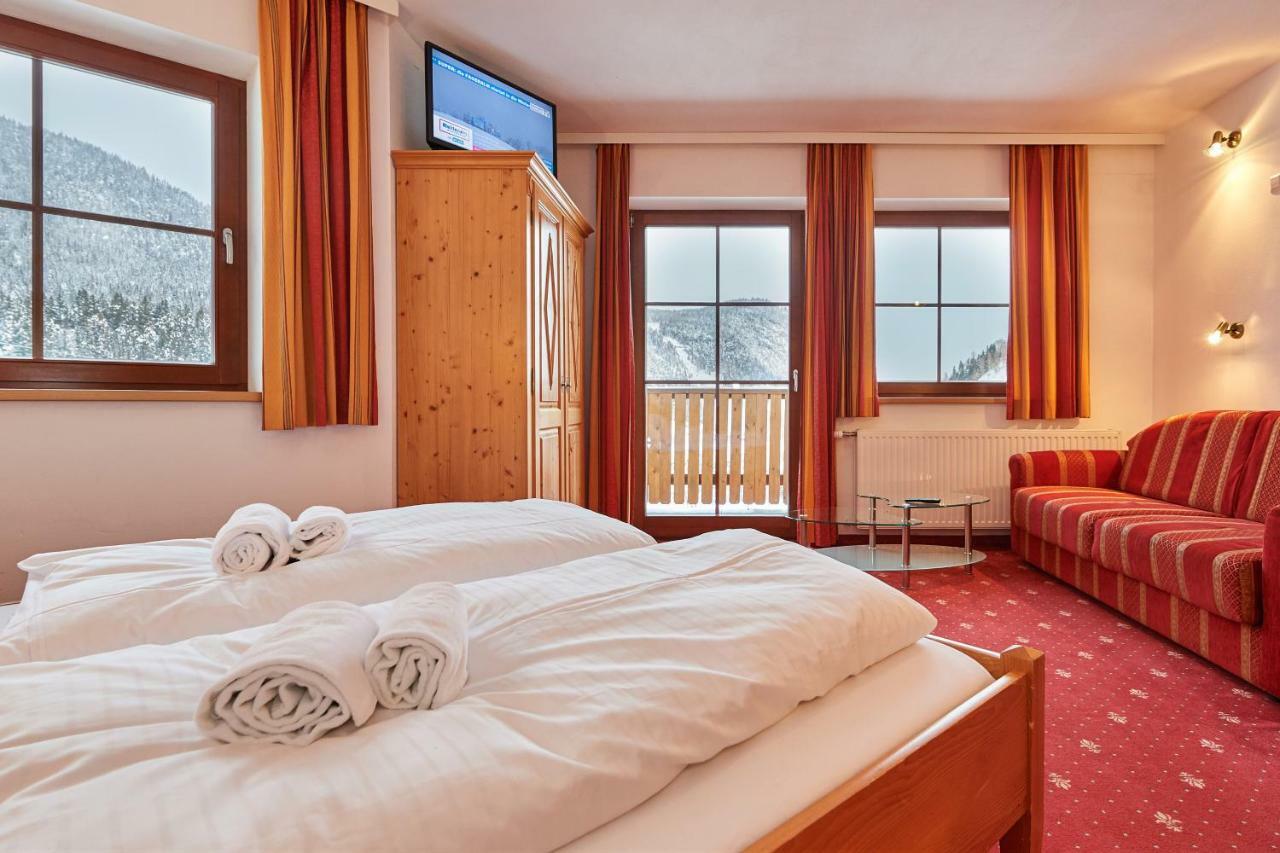 Gut Voegeihof Hotel ฟอร์สเทา ภายนอก รูปภาพ
